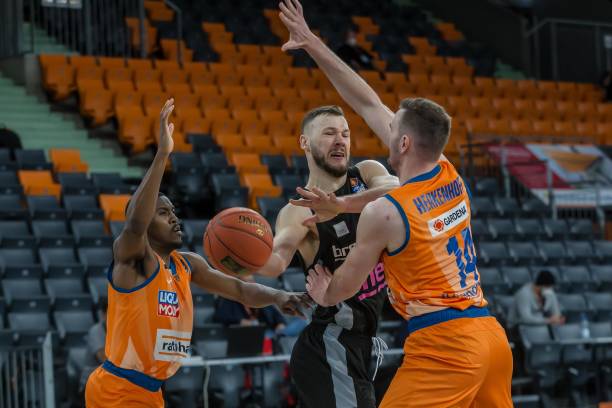 不懈努力 不懈努力